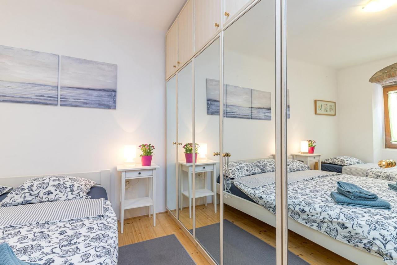Apartmán Dino Carrera Rovinj Exteriér fotografie