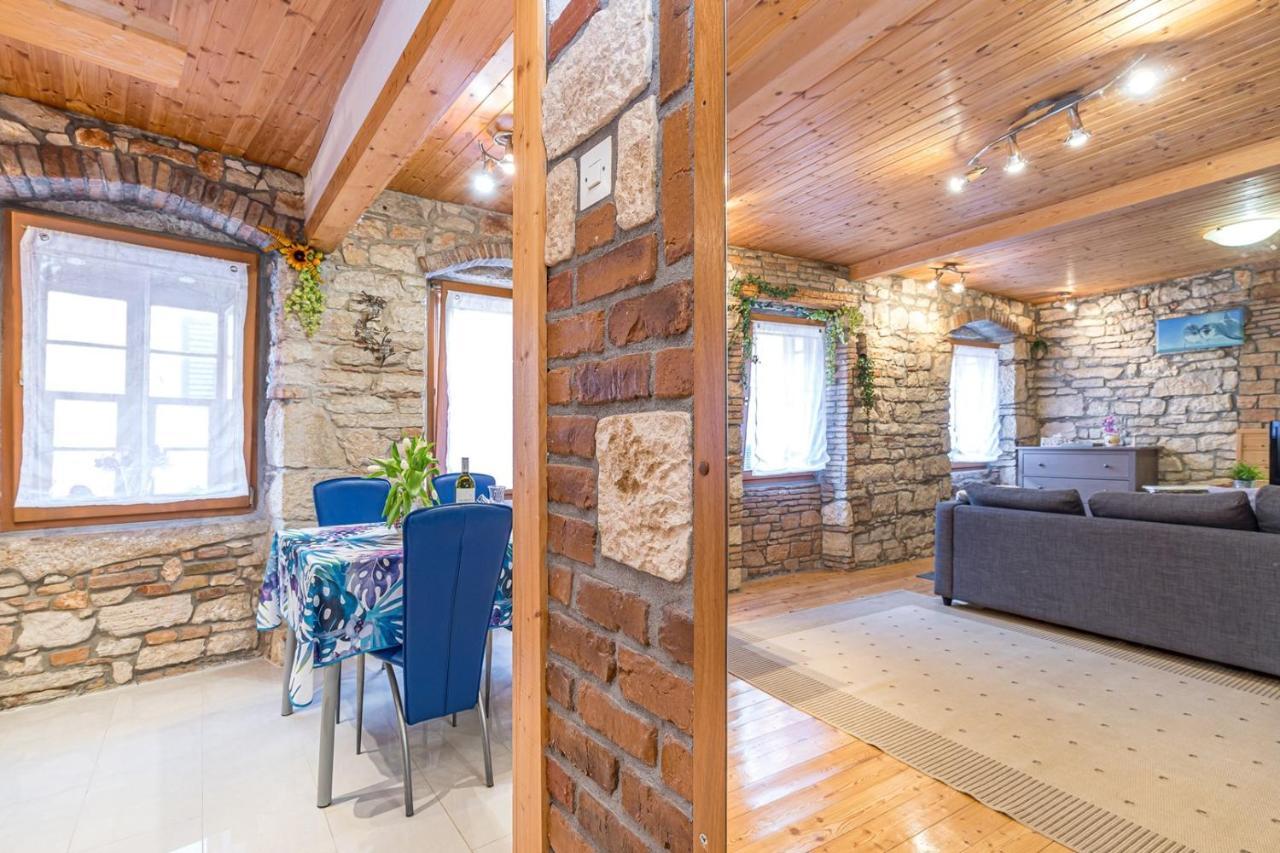 Apartmán Dino Carrera Rovinj Exteriér fotografie